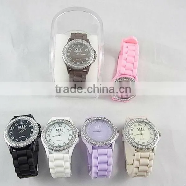 2015 hot selling silicone watch wholsale