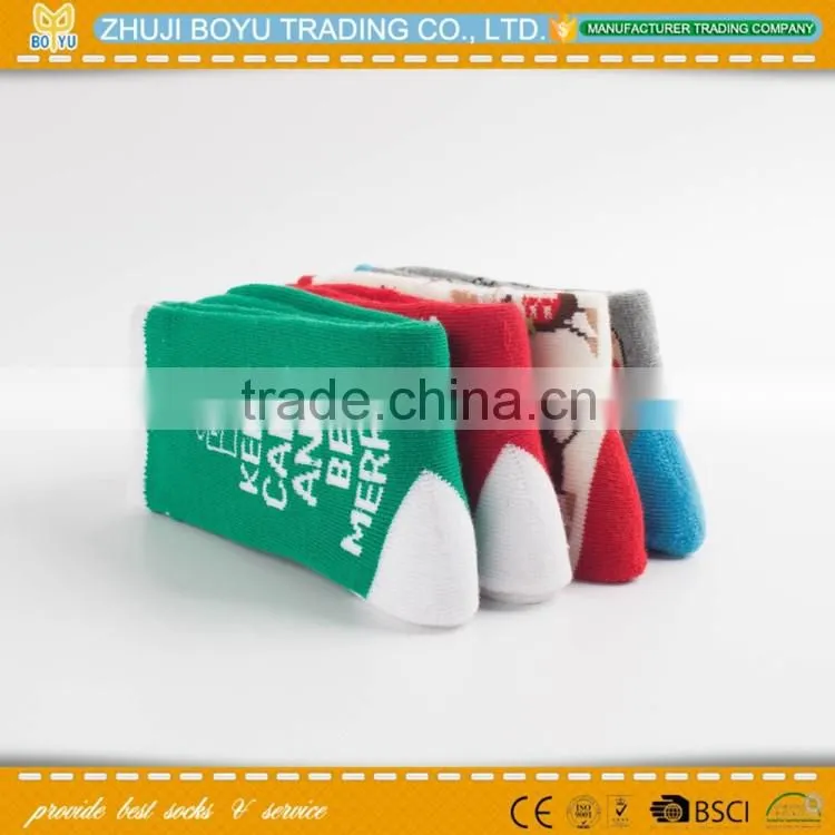 wholesale ladies tube socks; combed cotton jacquard dot short tube personality fashion ladies socks; women cute socks