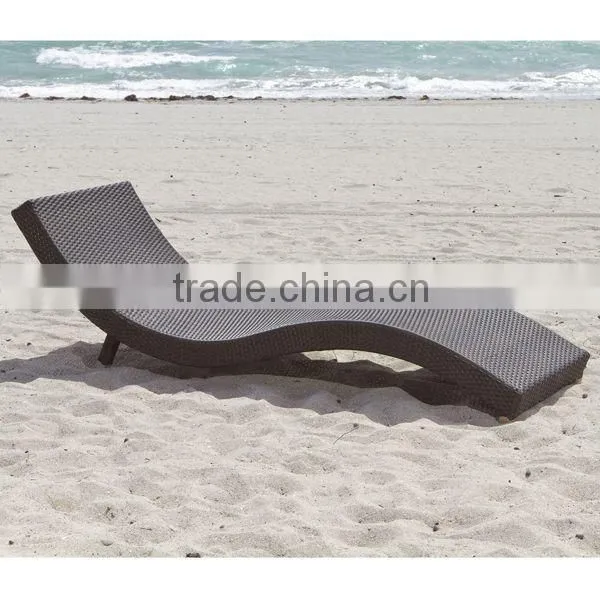 Synthetic Rattan Beach Chaise Sun Lounger Alu frame with powder coated