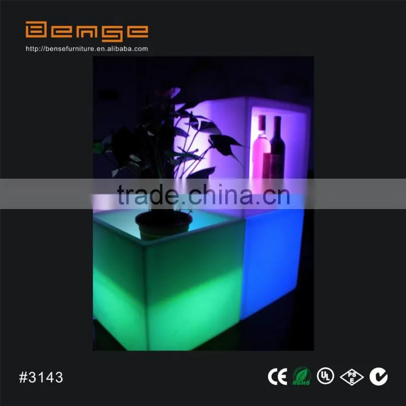 New Wateproof Rechargeable Club/Party/KTV/Event LED EVERCHANGING CUBE DISPLAY Cube Container