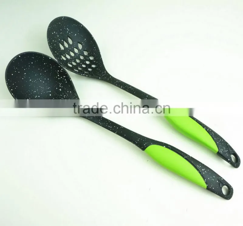 33055 colorful nylon material kitchen utensil set nylon kitchen tools