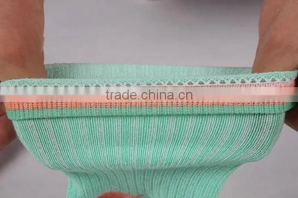 Women solid color ankle socks