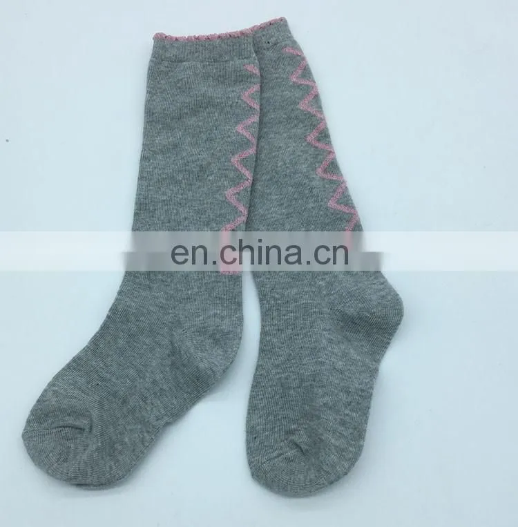 2017 best kids shiny cheveron lurex cotton socks girls school socks