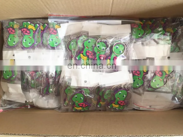 OEM manufacturer wholesale silicon keychain / pvc keychain