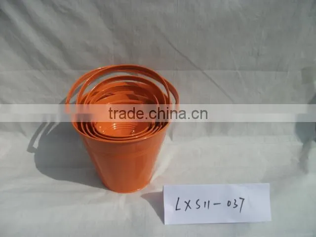 Orange Bucket