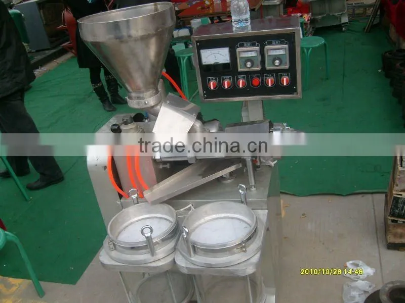 small combined sesame oil press/walnut kernel oil press