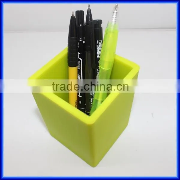 Eco-friendly pencil case with compartments/silicone rubber pencil case/students pencil case with compartments