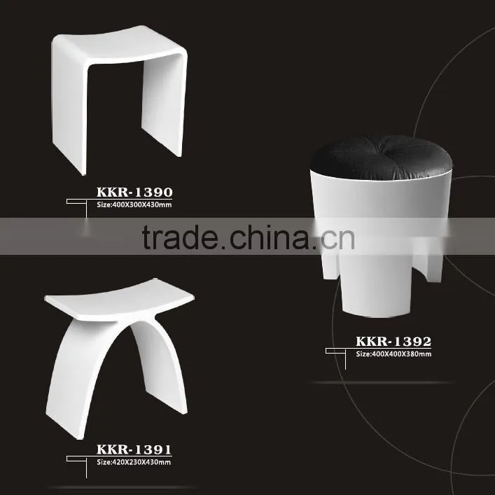 Irregular white marble colored shower tray