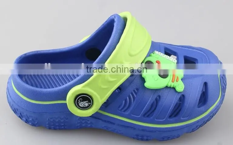 2016 New Design Fashion EVA Kids Clogs Cute Garden Children Shoes