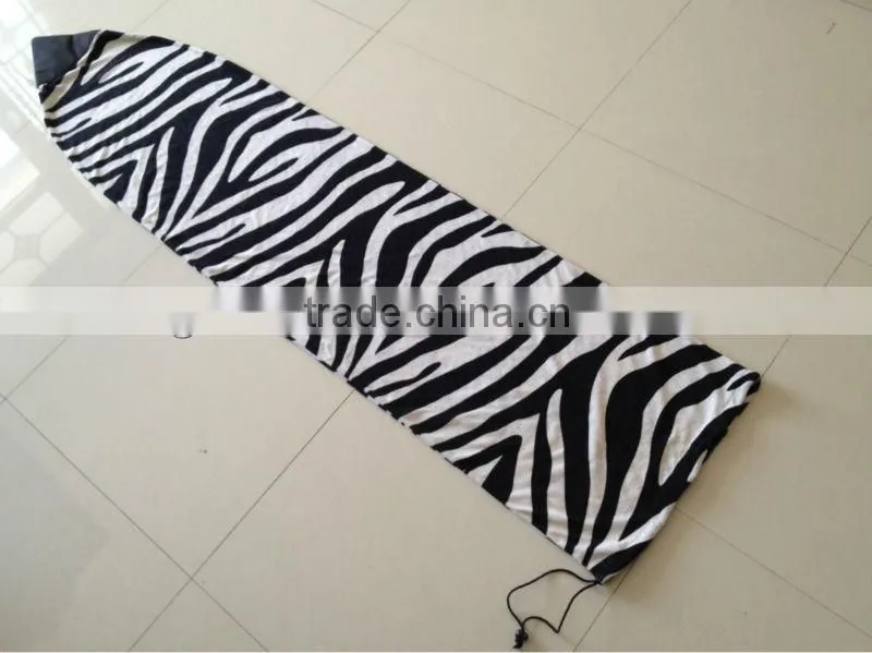 Shortboard surfboard sock / cover
