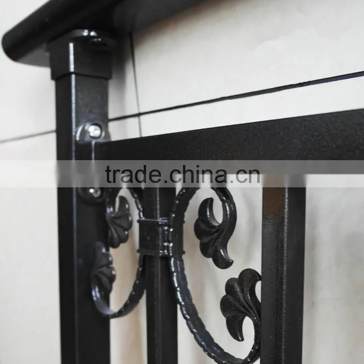 Customized wrought iron morden balcony railing /iron grill design for veranda