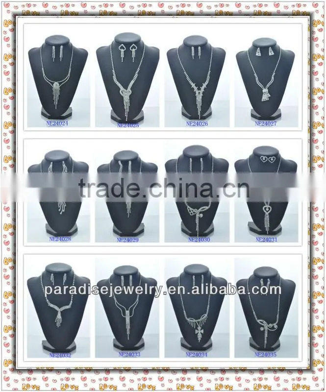 Fashion Clear Rhinestone Aolly Necklace and Earrings Jewelry Set-NE24010
