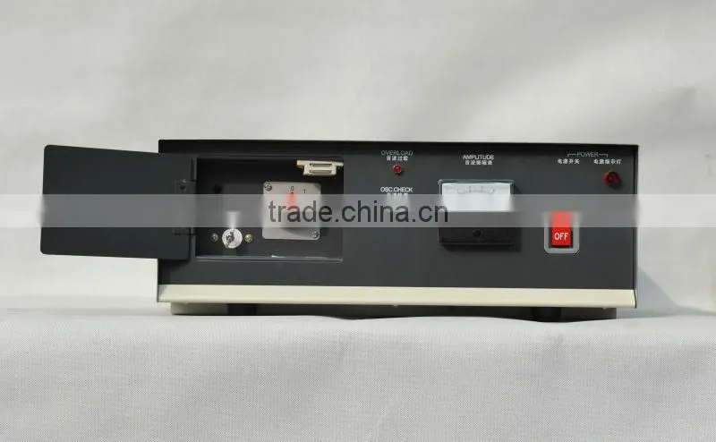 Ultrasonic stripper machine for mineral insulated cables