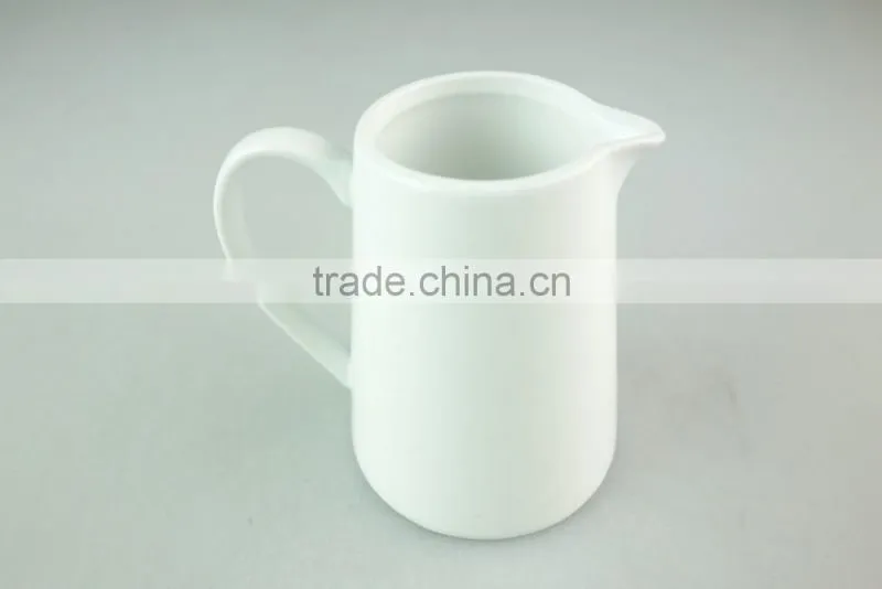 stock pure white porcelain 200ml milk pot for hotel used
