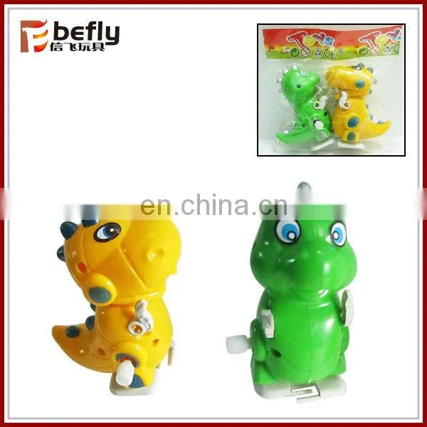 Mini plastic capsule wind up toy insect