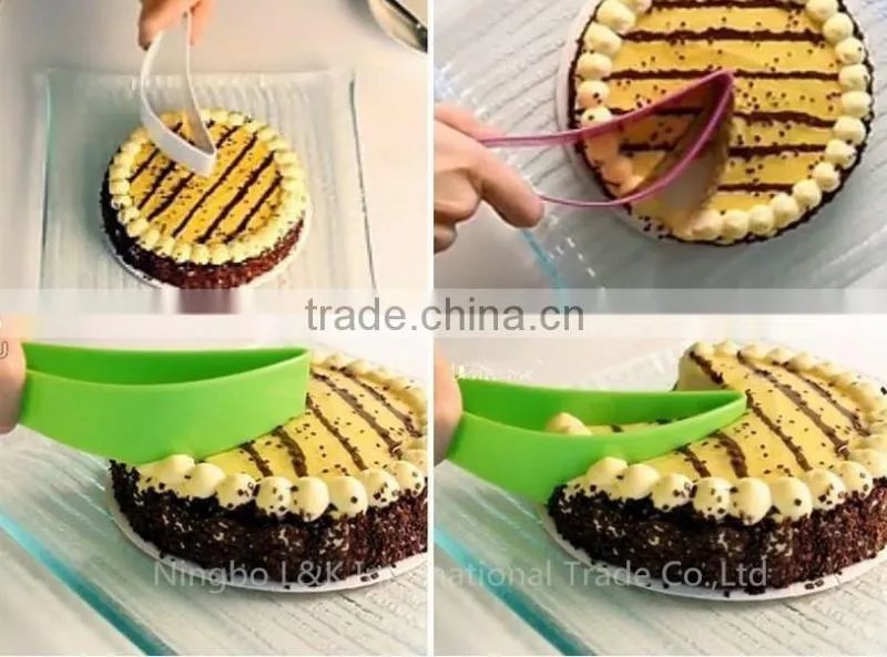 Hot sale 2 in 1 colorful recyclable plastic cake server/cake cutter/cake slicer with high quality