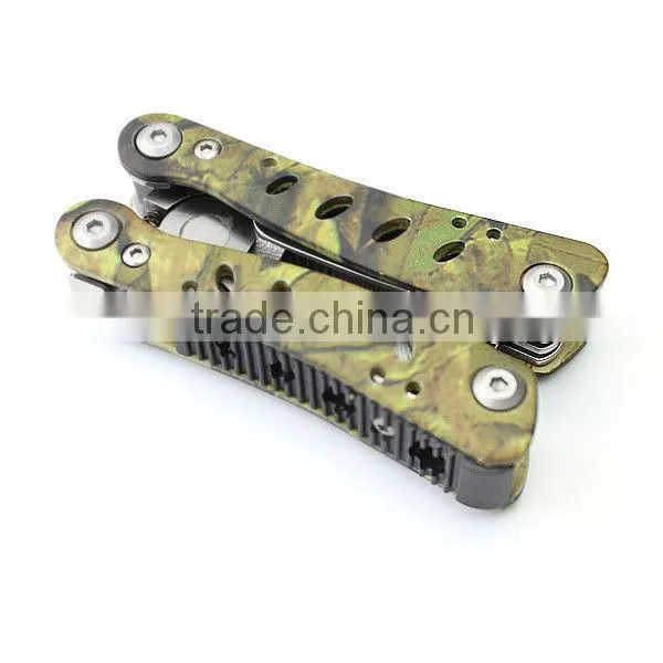 Unique plier tool