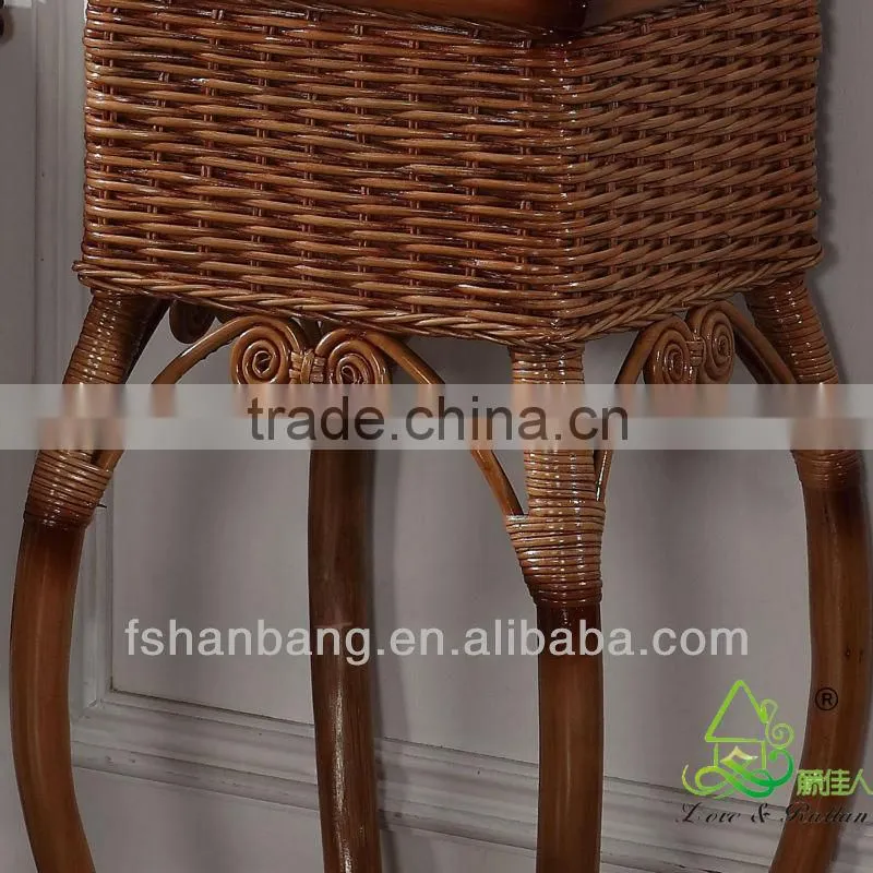 CS8704 Cane Flower stand