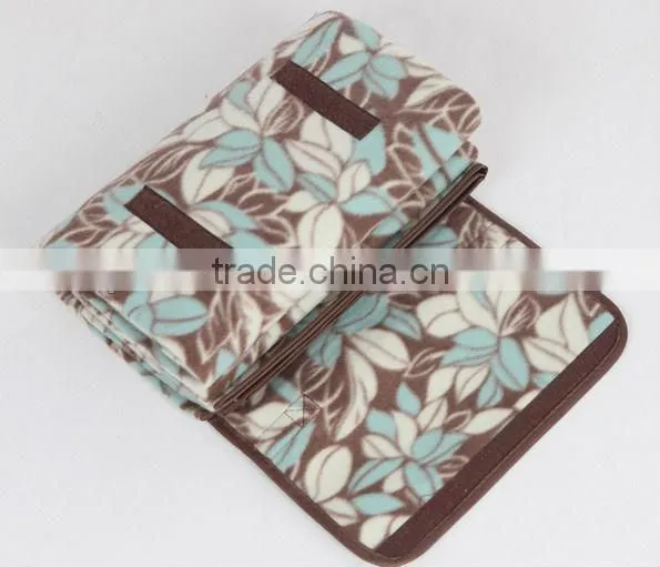 Folding Up Waterproof Picnic Blanket