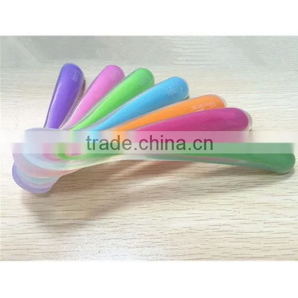 Best quality best sell quality silicone baby spoon manufacture