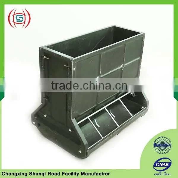 Durable pig trough used as pig farming equipment
