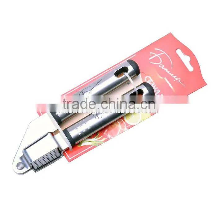 Personalized garlic press with tie on card for small kitchen utensils