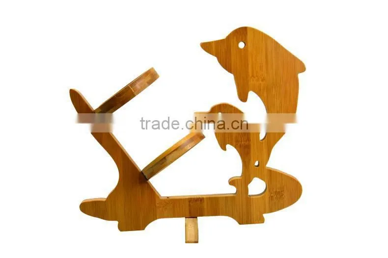 WR002/100% bamboo Material Hot Sale Dolphin Shaped Bamboo Red Wine Rack