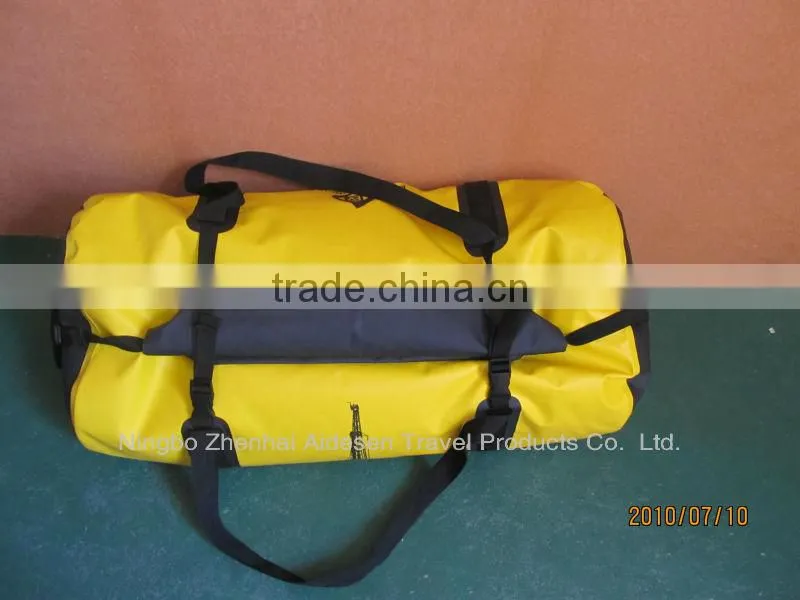 New design 500D pvc tarpaulin waterproof travel bag