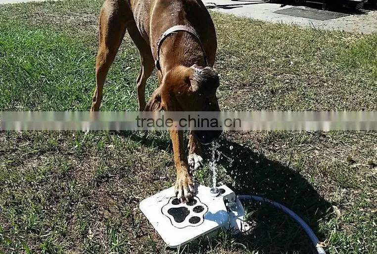 2016 factory wholesale New Dog Supplies Upgrade Pet Step Spray Doggie Dog Cat Paw Water Fountain Feeder Drinking Spring Pedal Pe