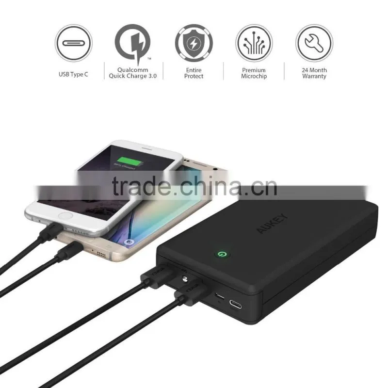 AUKEY Power Bank 30000mAh Portable Charger with Quick Charge 3.0 & USB C Port for Apple MacBook, iPhone, iPad, Samsung and More