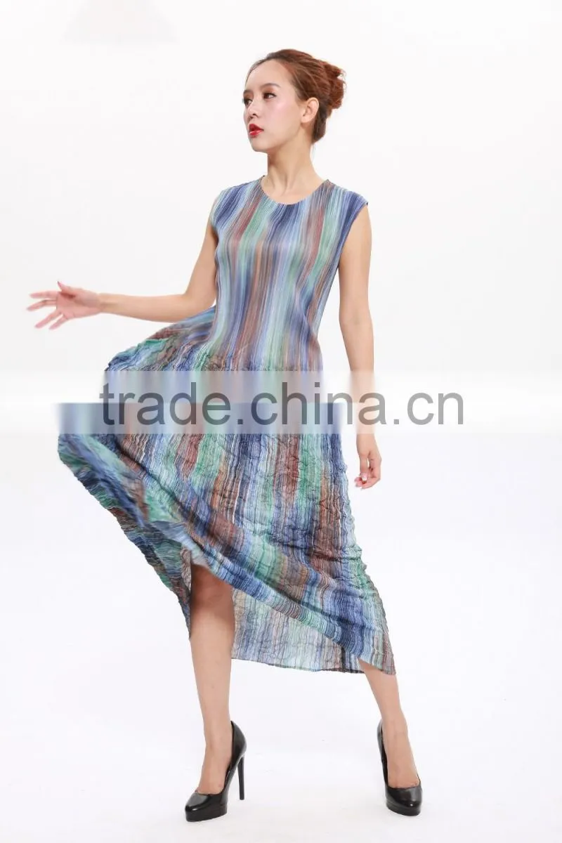 Women latest designs colorful printing sleeveless pleated dresses