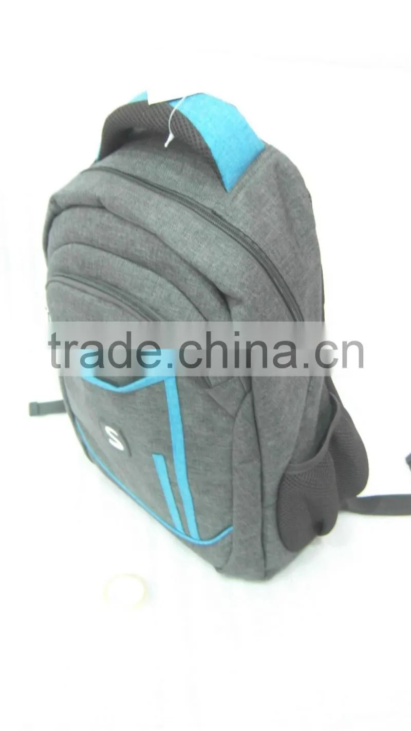 2017 latest custom waterproof travelling backpack