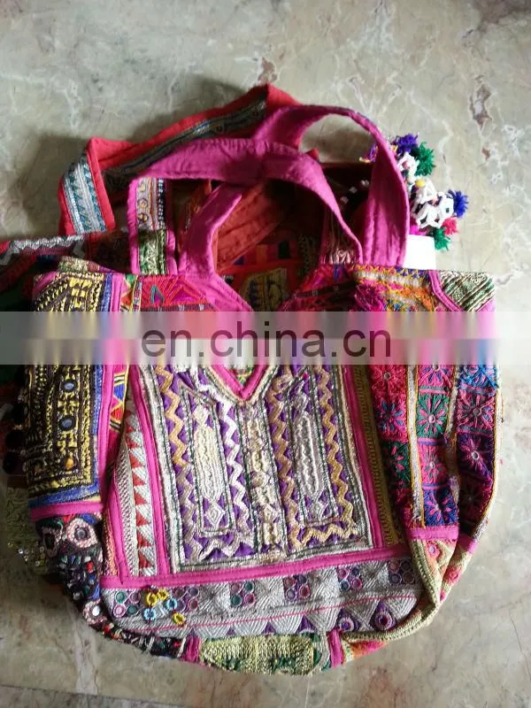 CLASSIC KUTCH BANJARA GYPSY TRIBE TRADITIONAL MIRROR EMB POUCH HAND BAG