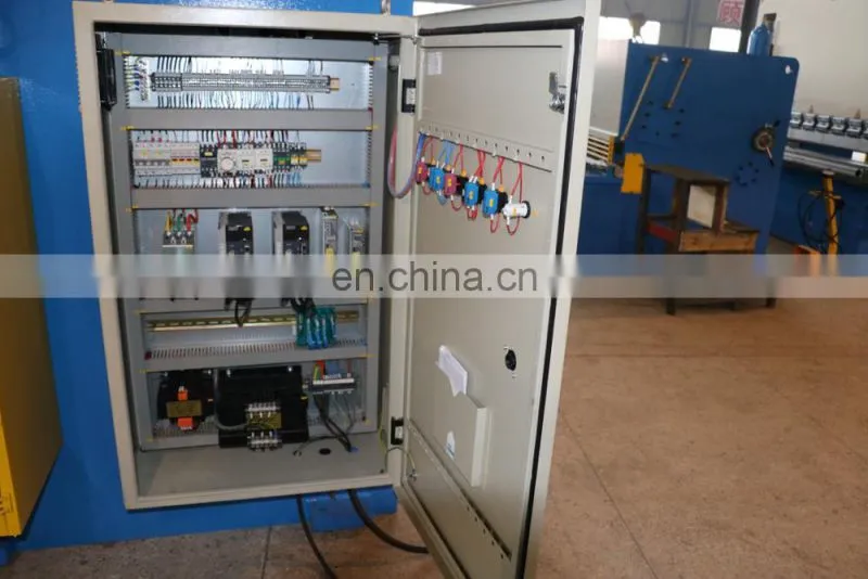 WC67K-200/3200 CNC press brake machine price cnc flat bar bending machine