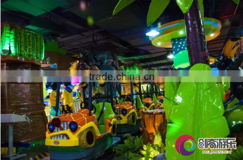 2016 new design jungle style laser shot game car with tracks for theme park