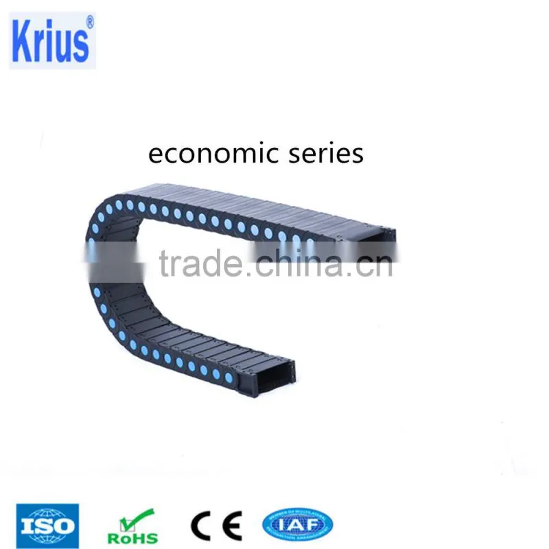 totally enclosed plastic supply chain for machine