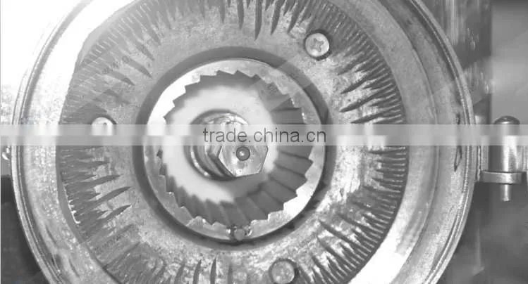 2016 Hot Sale Grain Grinding Mill Machine