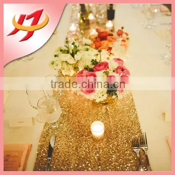 Cheap wholesale champagne satin rosette dining table runner for round tables