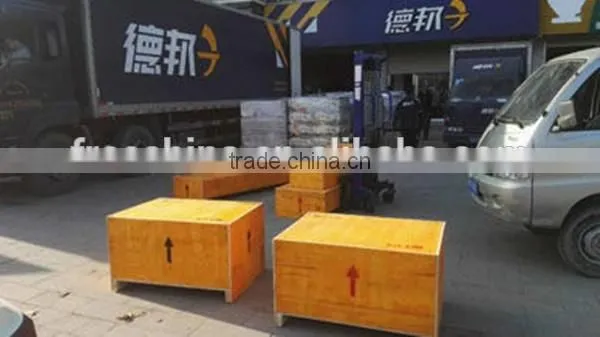 Automatic wall plastering machine/wall rendering machine