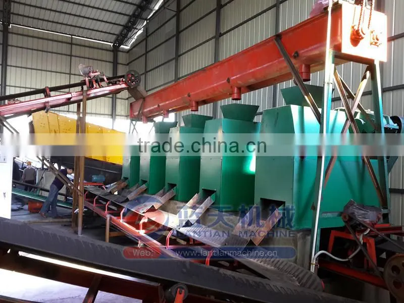 Wood charcoal carbonization furnace for charcoal briquette