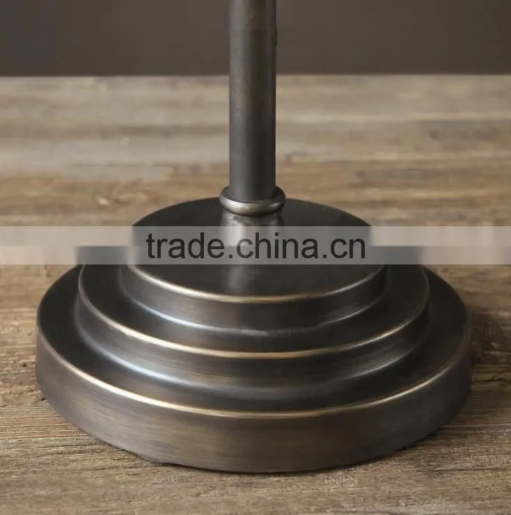 New design antique finish bronze table lamp with lampshade
