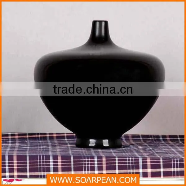 Round fiberglass vase for flower