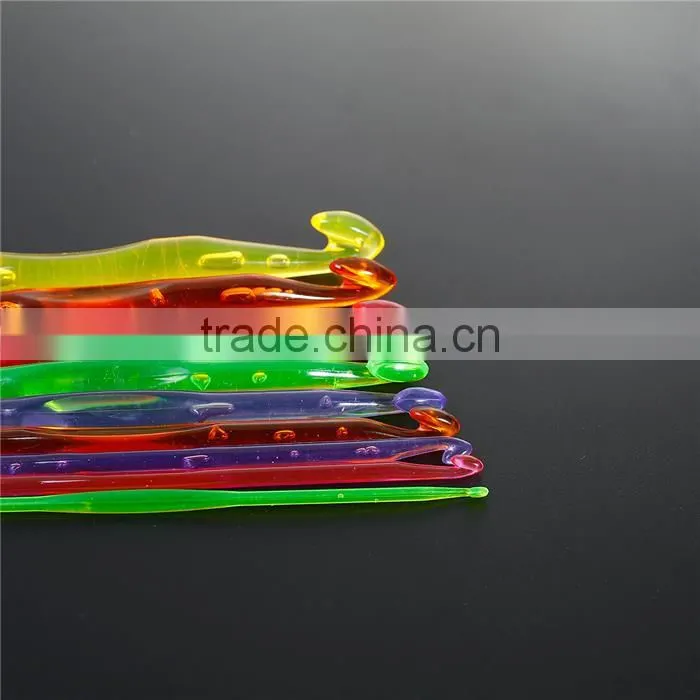 China Wholesale At Random 12mm - 3mm Plastic Knitting Needles