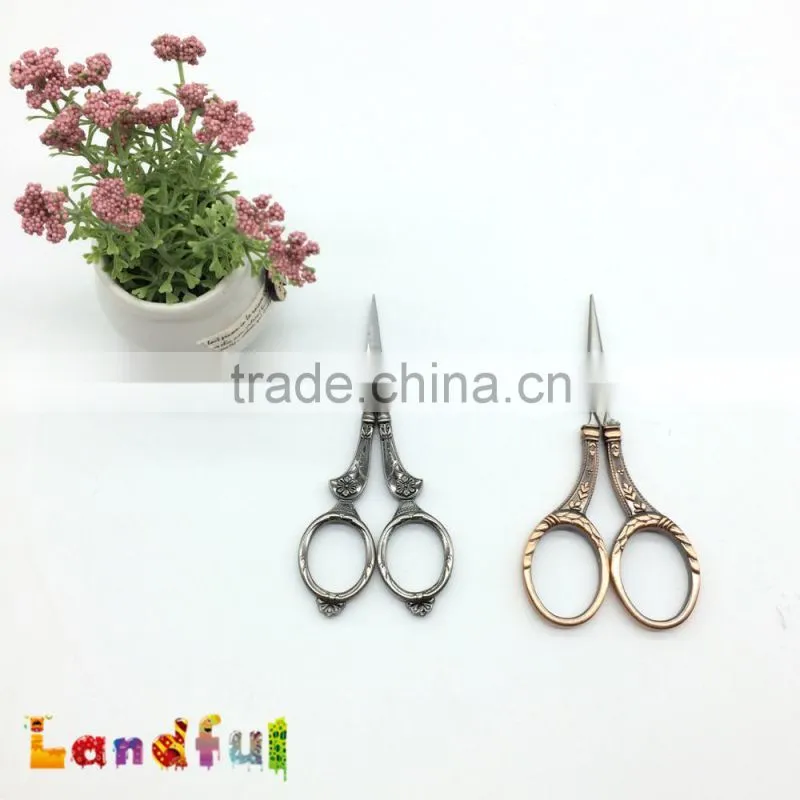 Stainless Steel Scissors Vintage European Style Plum Blossom Scissors For Embroidery