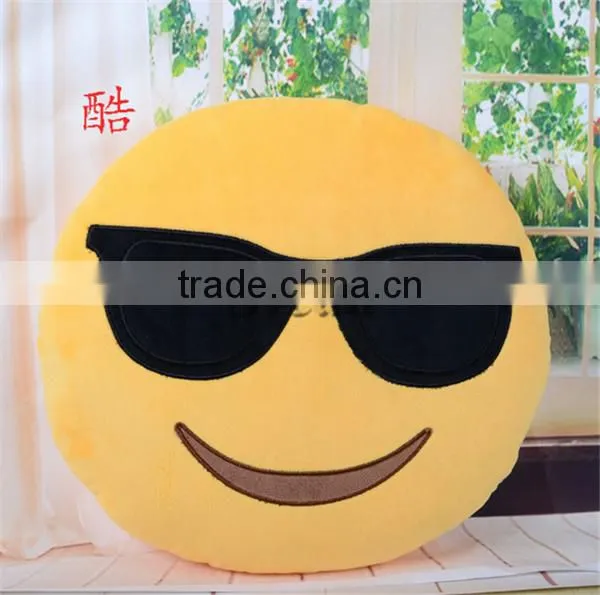 (HOT) Wholesale Plush Emoji Pillow Emoji plush soft toy Emoji toys