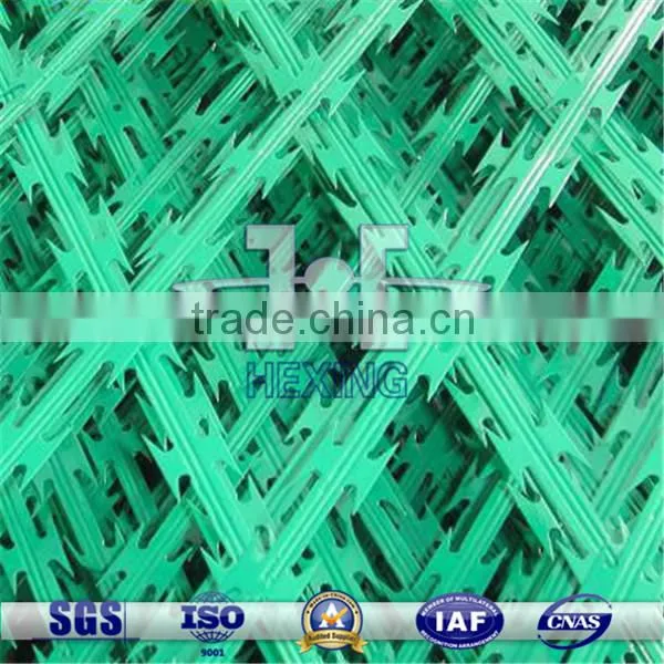 PVC coated bto-22 flat razor wire mesh fence