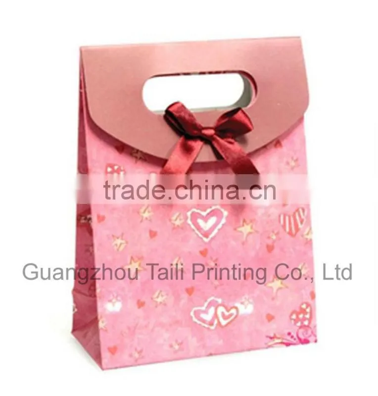 Fancy drawing paper bag carton bag cute bag