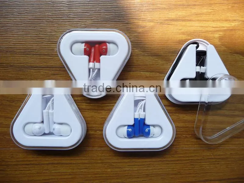 Triangle plastic case earphone for promotional proposal