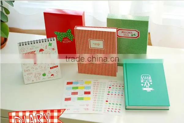 2013 Customized Red And Green Cute Table Calender