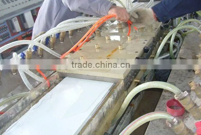 PVC ceiling machine/wpc pvc decorate ceiling production line / making machine
